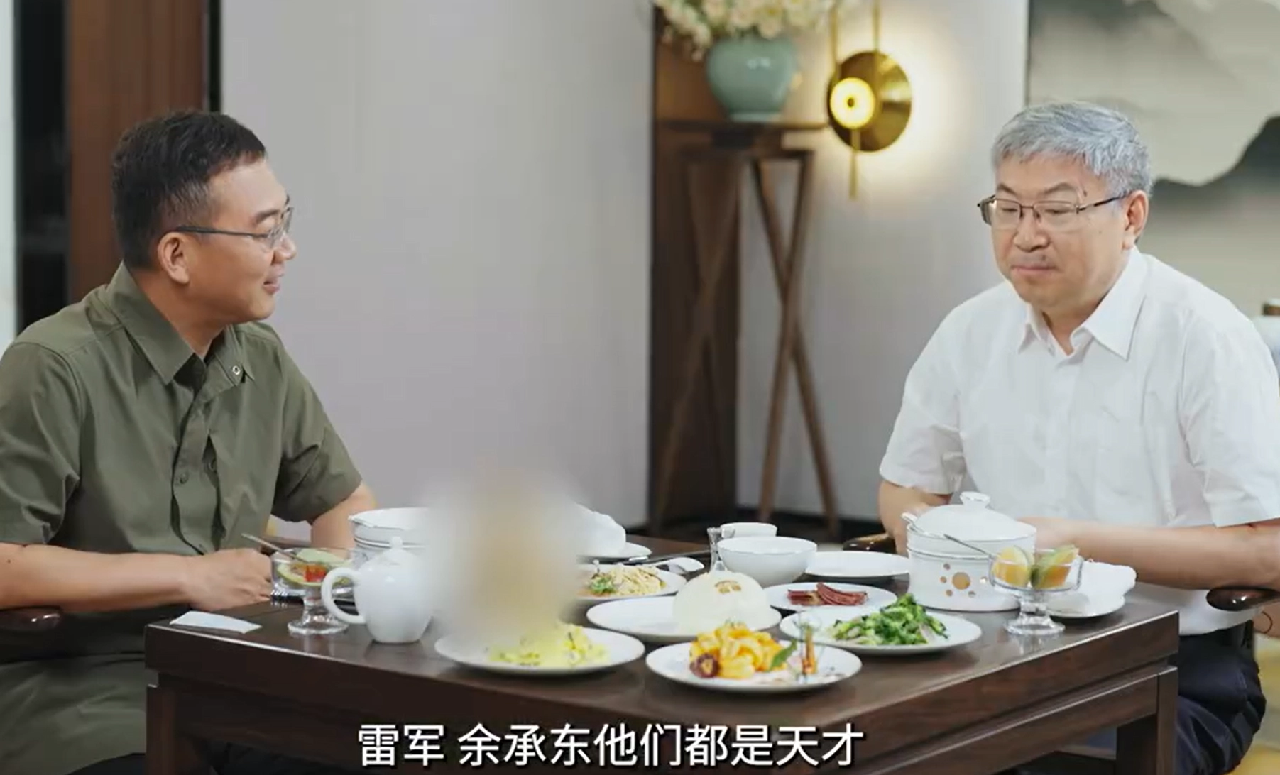 尹同跃直播学习！雷军、余承东爆款不断，传统车企压力山大？