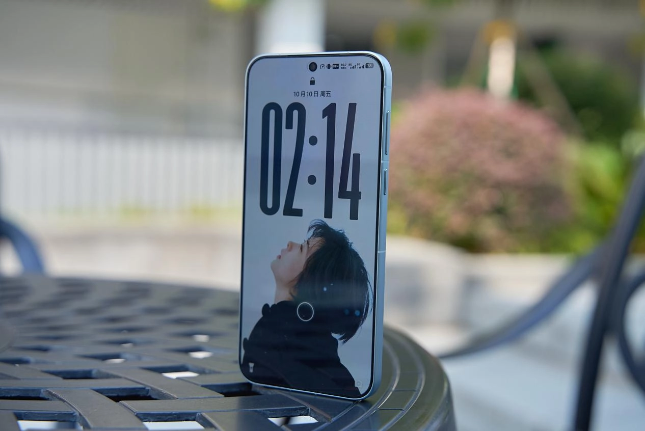 OV新款旗舰机型热销，天玑9500是如何达成性能与能效的理想平衡的？