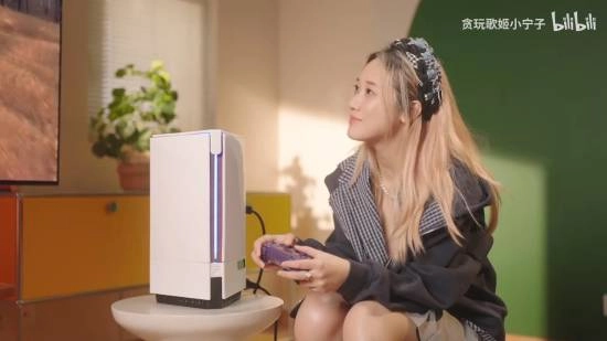 主机御三家被整合进一个盒子！B站UP主打造出三合一的神奇设备