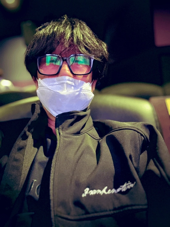 小岛秀夫对《铁血战士》新作的影评：艾丽范宁真的很可爱呢