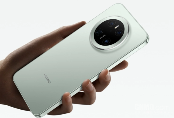 华为Mate80系列影像模组设计正式曝光：采用对称环形布局