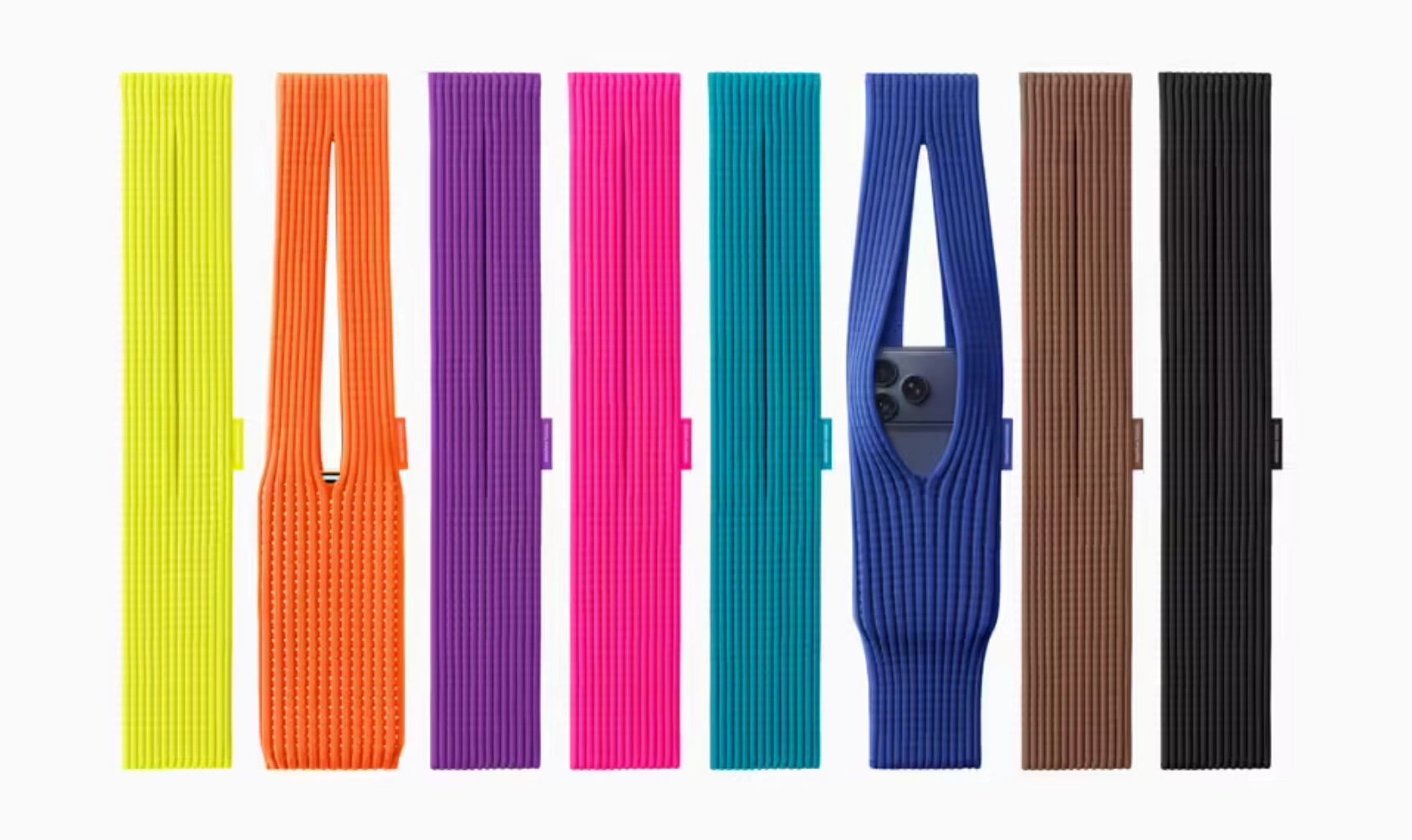 一块布标价1299元！苹果推出的这款新配件迅速登上热搜，网友纷纷吐槽这是在收智商税