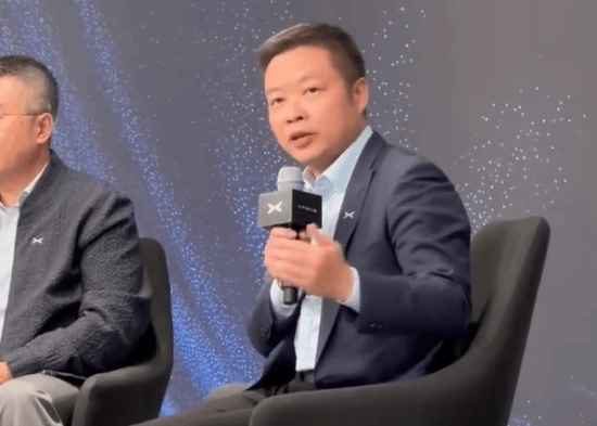 何小鹏表示AI领域人才缺口远超160万，应届生薪资无上限