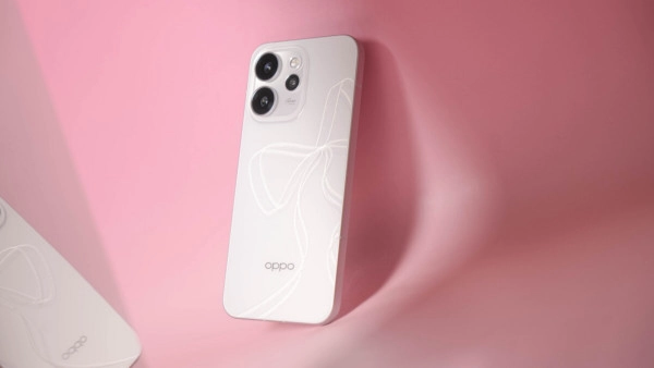 OPPOReno15全系列机型均配备ColorOS16系统，无论何种使用场景都能带来流畅体验