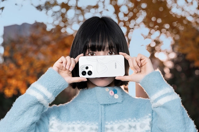 OPPOReno15系列正式亮相星光蝴蝶结设计让浪漫触手可及