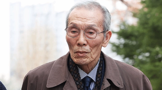 韩国81岁演员吴永洙性骚扰案二审改判无罪，引发女权组织强烈不满