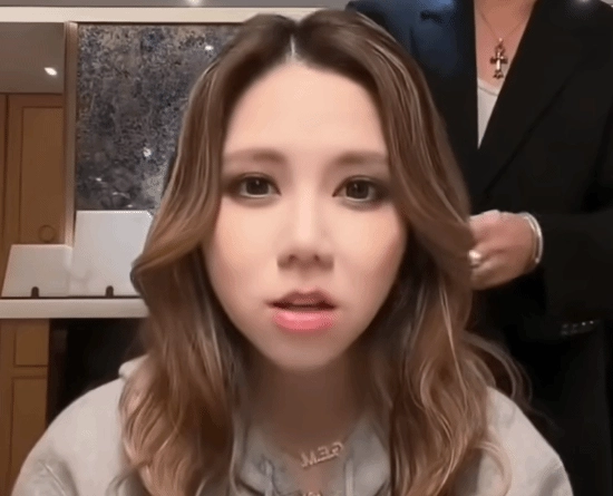 邓紫棋聊起自己是S15“唯一的中国人”：一进休息室就忍不住哭了