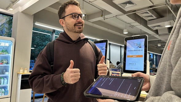 千问App推出实时翻译服务：支持全球超98%人口使用的常用语言