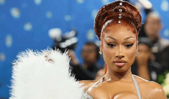 女歌手因患有枪击PTSD拒绝《COD》合作，不愿与射击元素产生关联