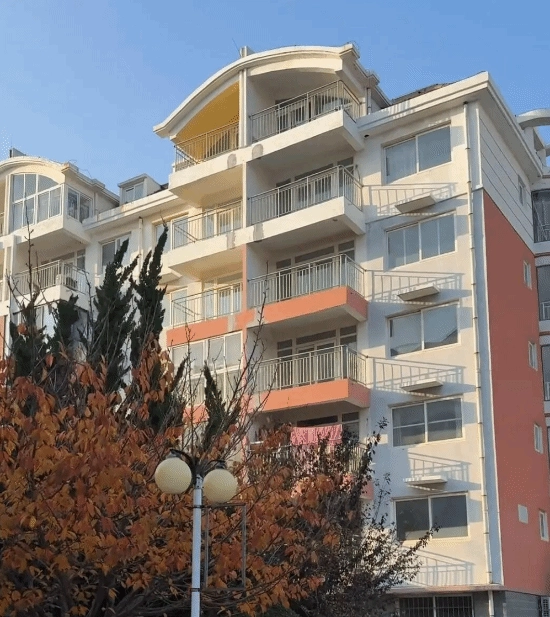 花八万元网购七十平海景房引发热议当事人回应：已顺利完成过户手续