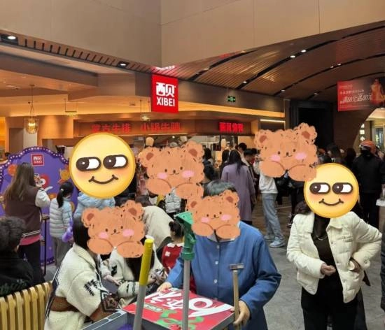 西贝门店重现排队热潮：近40款产品下调价格，员工平均薪资上涨500元