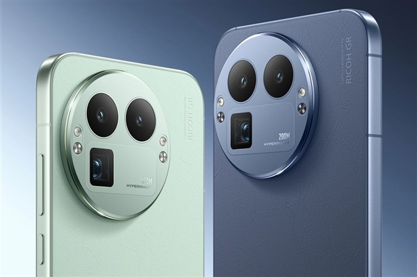 真我GT8 Pro设计前瞻性获验证！友商多款新机均可见其影子