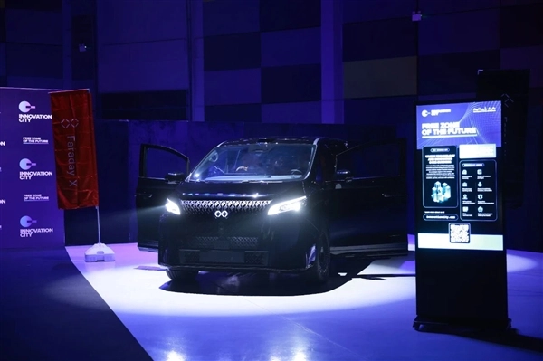 贾跃亭FF新车FX Super One官宣首次交付！首位车主为足球巨星