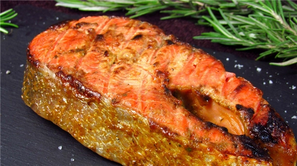 挪威巧用NVIDIAH100显卡散热养鱼，实现三文鱼与AI技术的双重收获