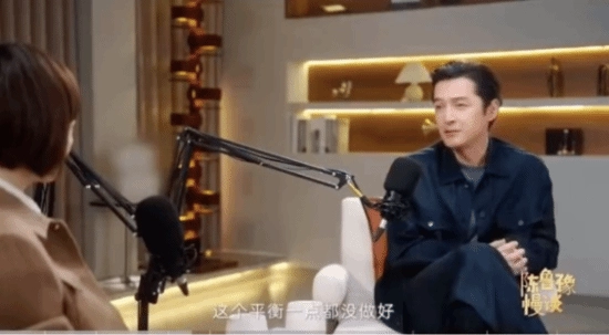 胡歌透露母亲对他出演的古偶剧不太认可，希望他能接一些更有深度的作品