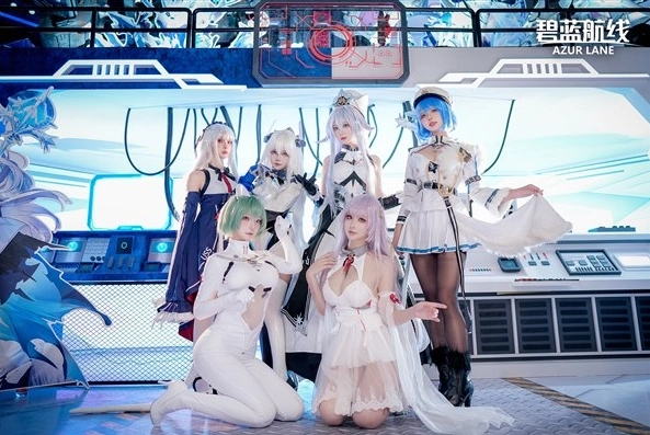 BW《碧蓝航线》美女COS大赏：瞬间点燃你的心动时刻！