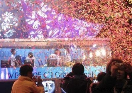 CS1.6传奇依旧闪耀！KK官方对战平台致敬CNCS二十周年！