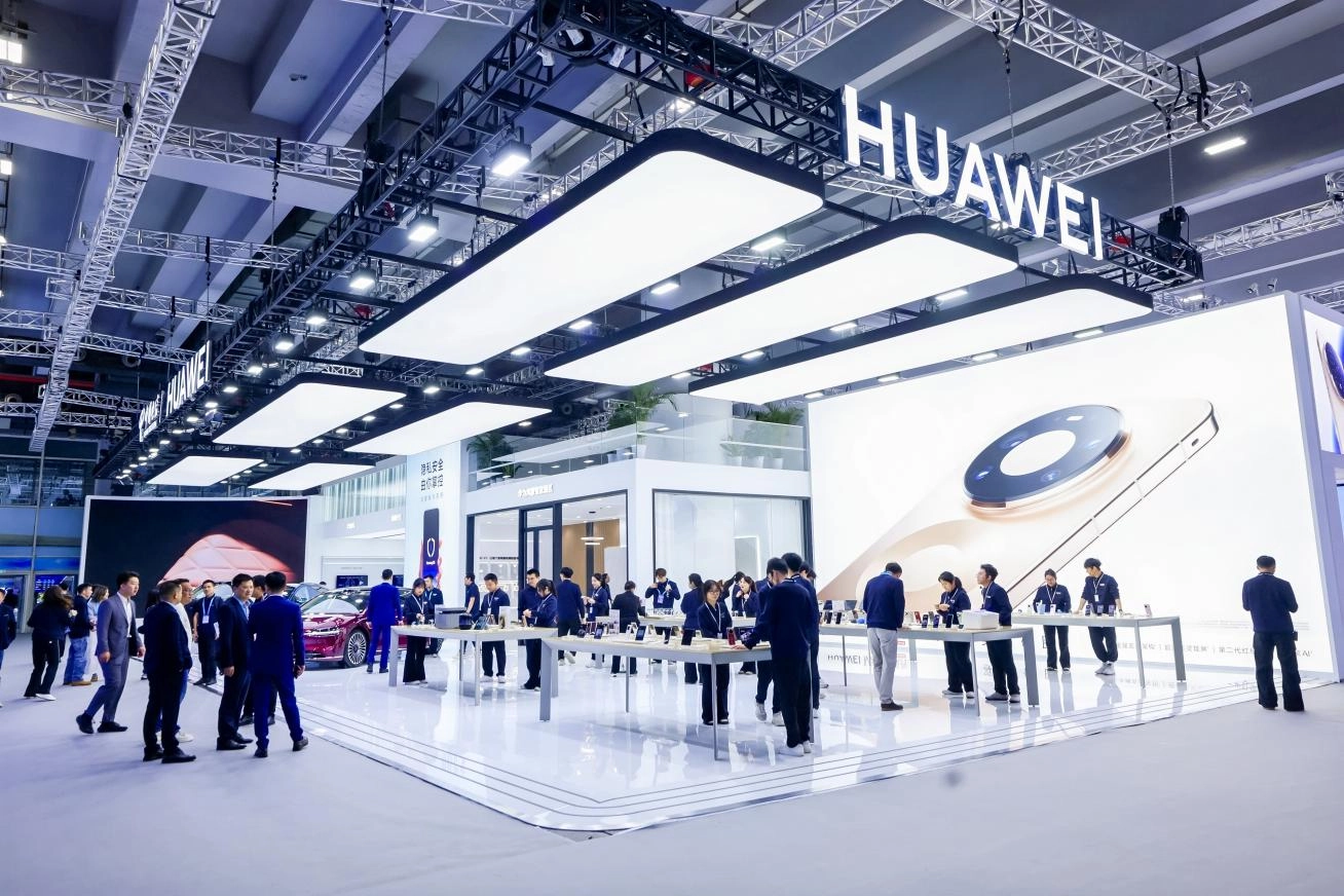 华为亮相2025数智科技生态大会，智慧生态不断重塑现实生活