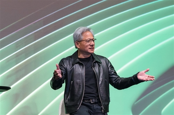 黄仁勋坦言：我每天都在担忧英伟达会走向倒闭！