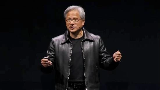 坐拥亿万财富仍惧失败！黄仁勋坦言：每周工作七天，只为求得生存