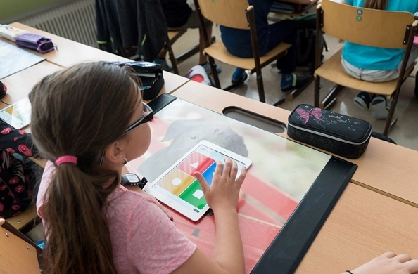 AI冲击效应显现国内多所大学停止英语本科专业招生并撤销该专业