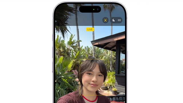 iPhone18系列正在测试屏下FaceID技术，灵动岛的面积有所缩小