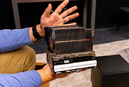 Steam新主机能否击败PS5？IGN称后者仍是最终赢家