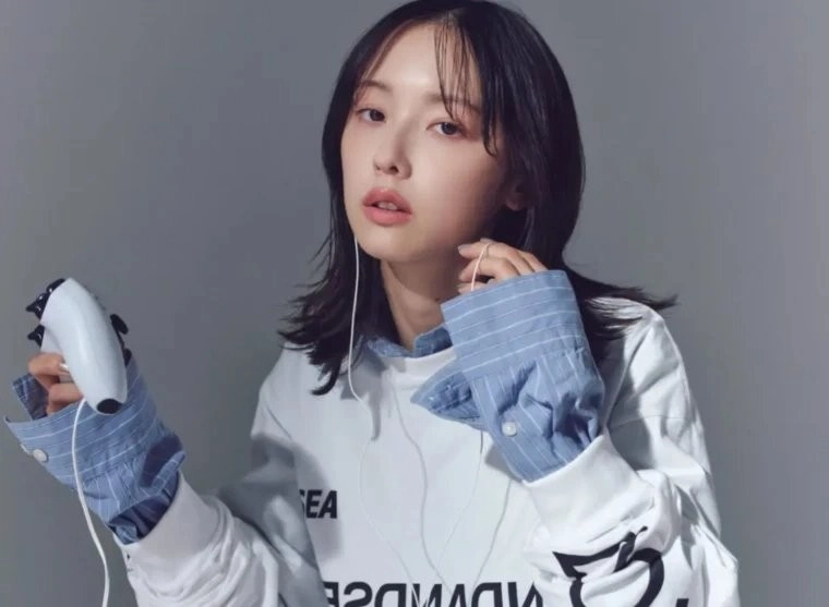 买PS5的投入值了！《寂静岭f》主演加藤小夏出任PS品牌大使，还晒出了品牌服装的美照