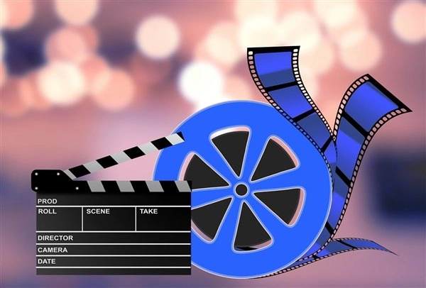 《复仇者联盟4》落幕之后，好莱坞演员们对于参演漫威作品的热情出现了显著下滑；国内观众也不再买账，认为其不符合自身的审美偏好