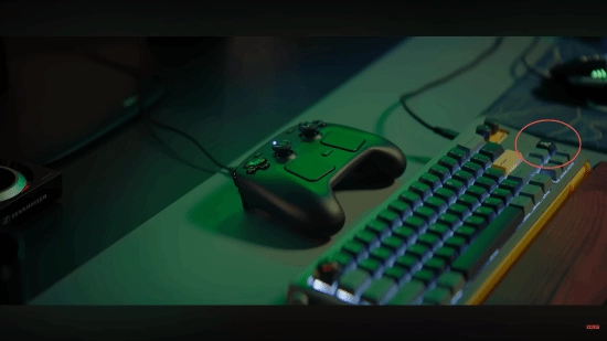 Steam的硬件宣传里确实藏着半条命的元素！难道真的要推出了吗