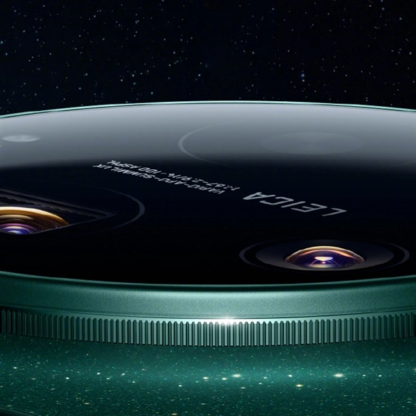 小米17Ultra星空绿外观细节揭晓：超大R角2D直屏加持，堪称小米最惊艳最薄的Ultra！