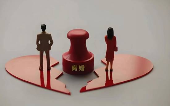 男子结婚九载育有三子，其中两子非亲生，最终获赔一万五千元精神抚慰金