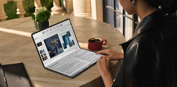 鸿蒙电脑一举斩获行业年度评选大奖，赢得市场与行业的双重肯定