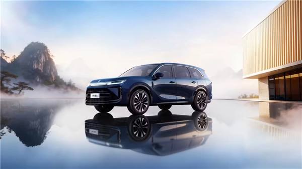 宝骏华境S标配华为乾崑智驾系统，这款大六座SUV预计2026年上半年正式上市