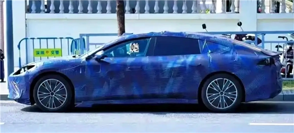 方程豹首款轿车谍照流出！或命名“镁9”，溜背设计加激光雷达配置！