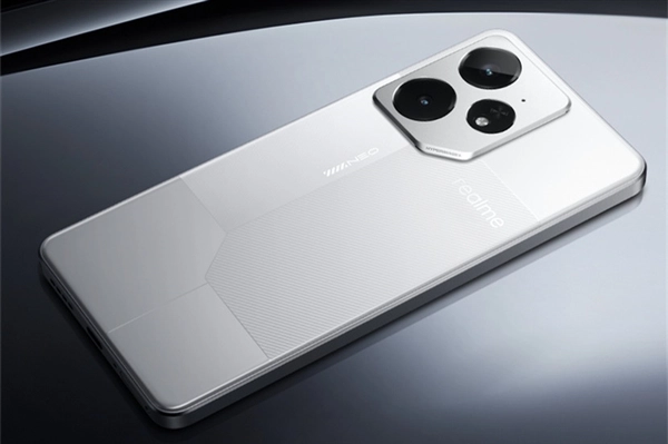 真我Neo8无限版包装盒意外流出：首发三星1.5K 165Hz屏 屏幕素质堪比苹果