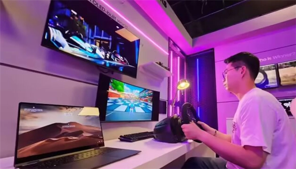 三星推出全球首款量产型34英寸360Hz QD