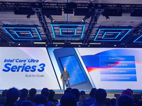 Intel酷睿Ultra300系列CPU重磅发布：27小时x86续航神话，游戏性能劲升77%