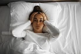 “少睡觉能让人更有精力”这种说法有没有科学依据呢？