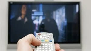 哪一种电视遥控器在使用的时候需要对准电视呢[图]