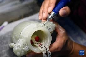 “玉不琢，不成器”这句古语所对应的是哪类职业呢