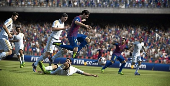 《FIFA13》对比《FIFA12》：五大核心优化亮点图文深度解析