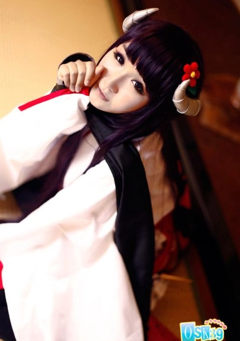 萌妹COS绝美女鬼，天妇罗诠释别样尸体派对