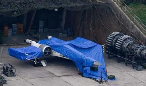 星球大战7片场图片曝光近距离探访空军基地