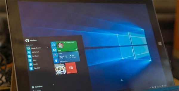 美国女子因Windows10强制升级怒而起诉微软或面临一万美元赔偿