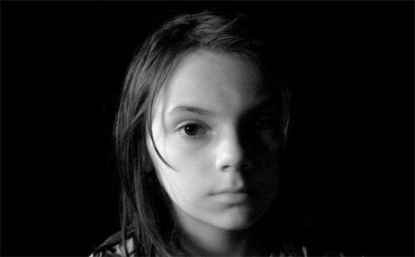 《金刚狼3》女主角劳拉X-23照片流出克隆人或将成为未来金刚狼