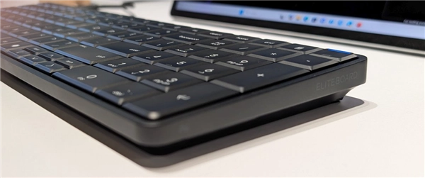 惠普EliteBoardG1a新品发布：谁能想到，如此强大的主机竟被塞进了小小的键盘里面