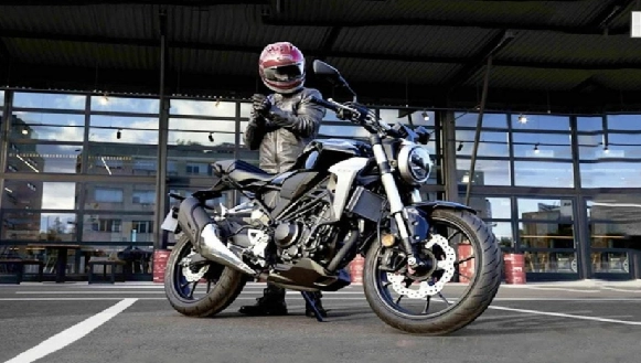 暴走摩托车最新版图1