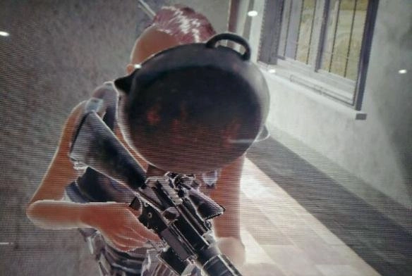 绝地求生大逃杀卡锅bug触发方法卡锅bug触发步骤指南