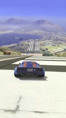 天空飞跃特技车图4